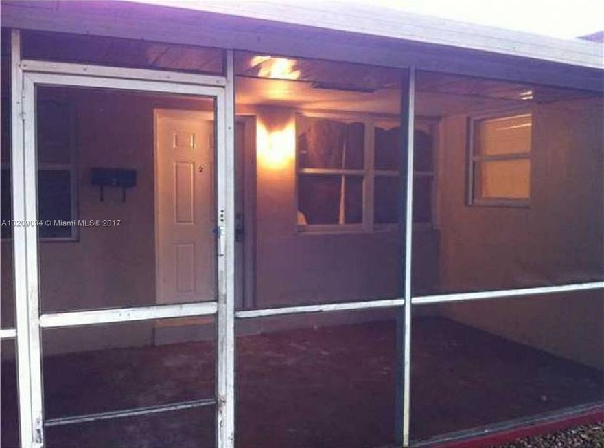 easy to show  big 3 bedrooms 2 bathrooms