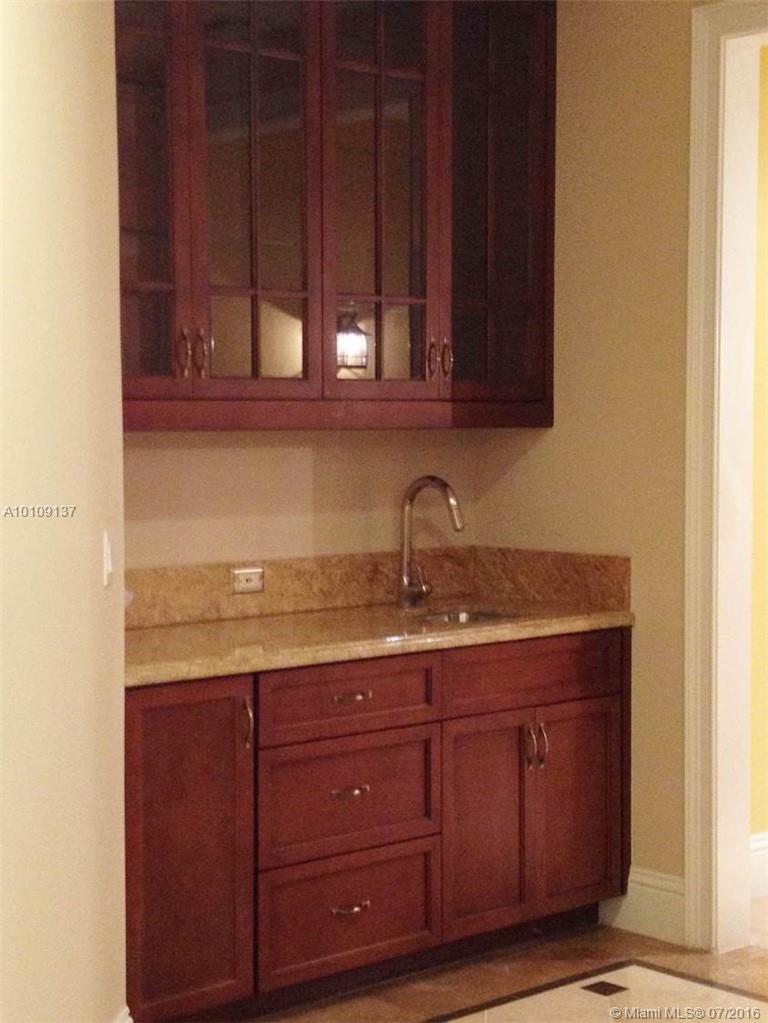 Town & Ranch Estates - Residential Lease