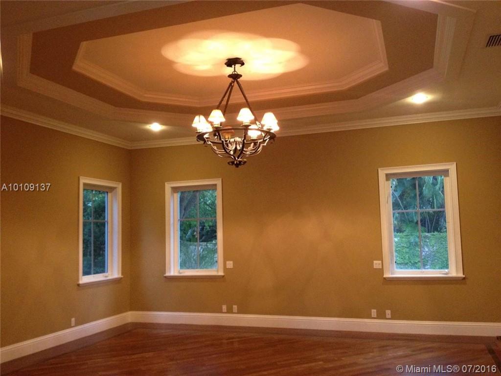 Town & Ranch Estates - Residential Lease