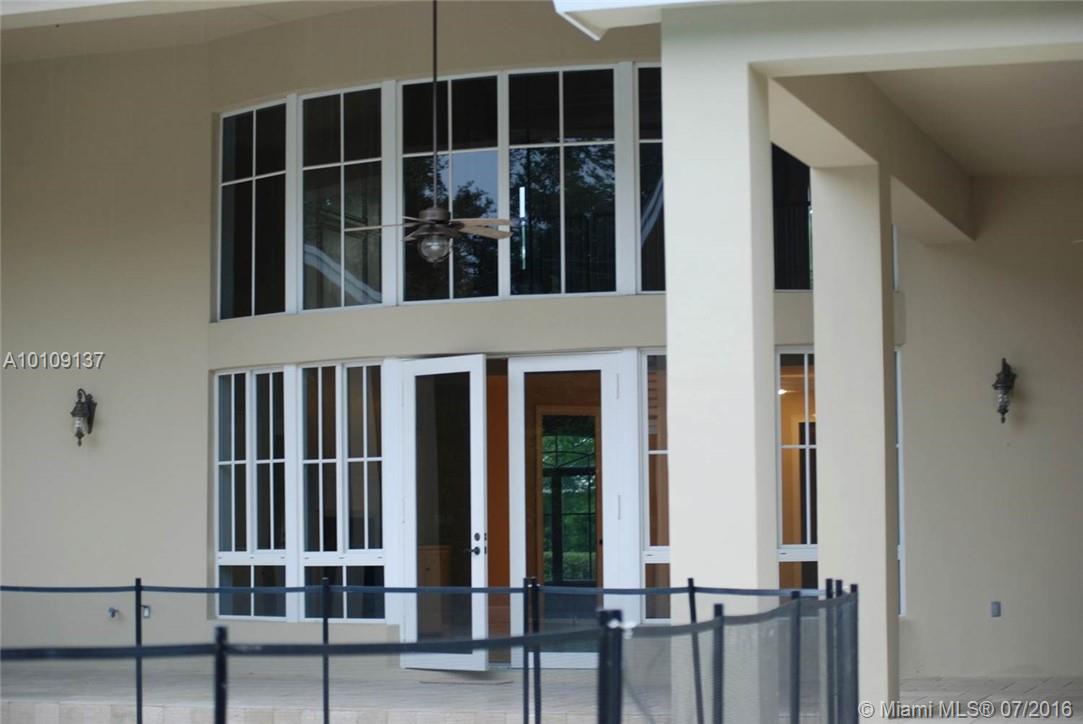 Town & Ranch Estates - Residential Lease