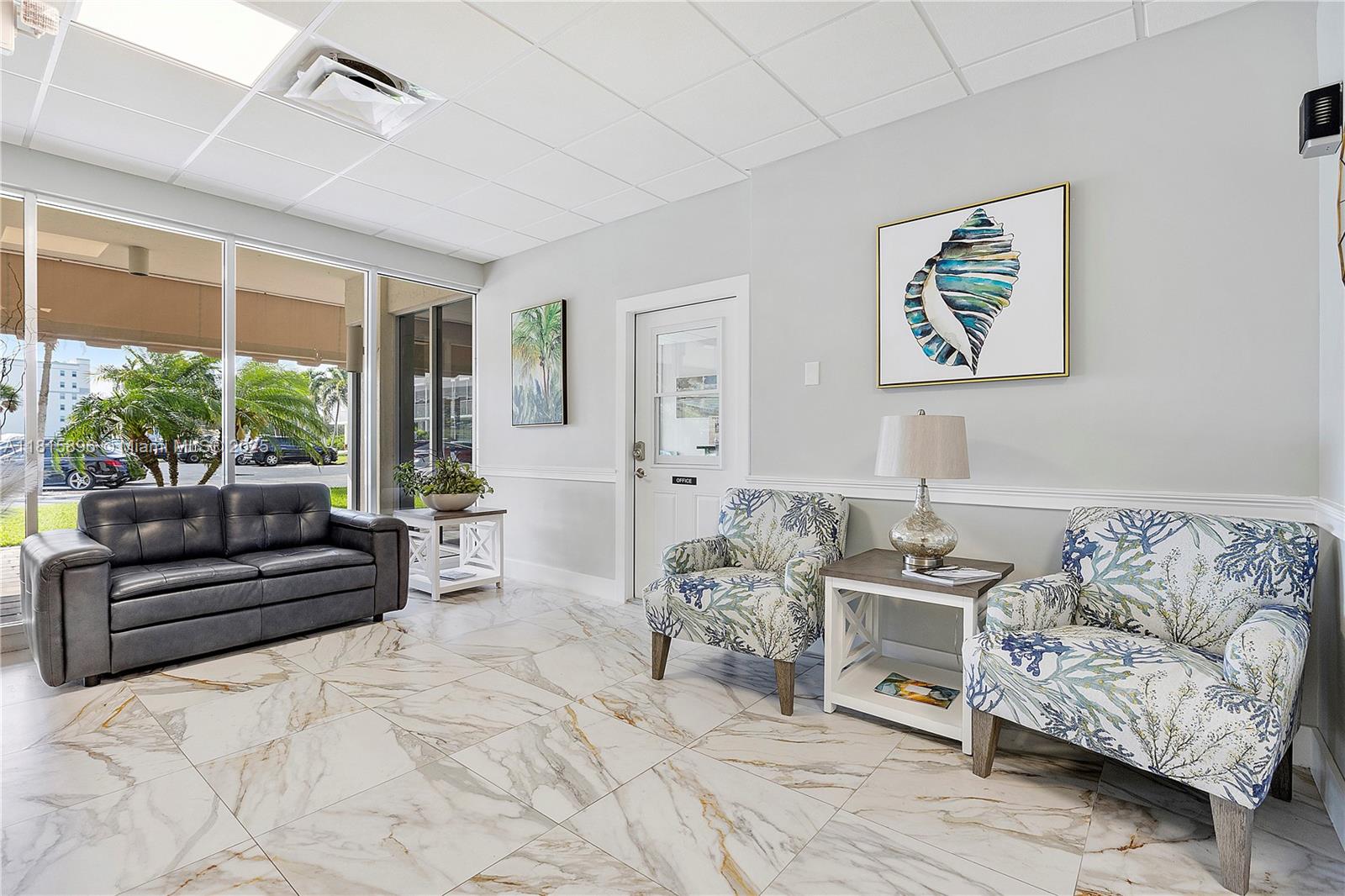 VANDERBILT TOWERS - Residential