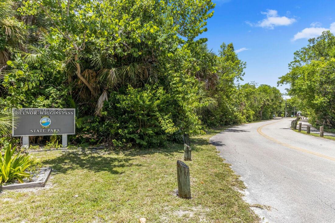 VANDERBILT TOWERS - Residential