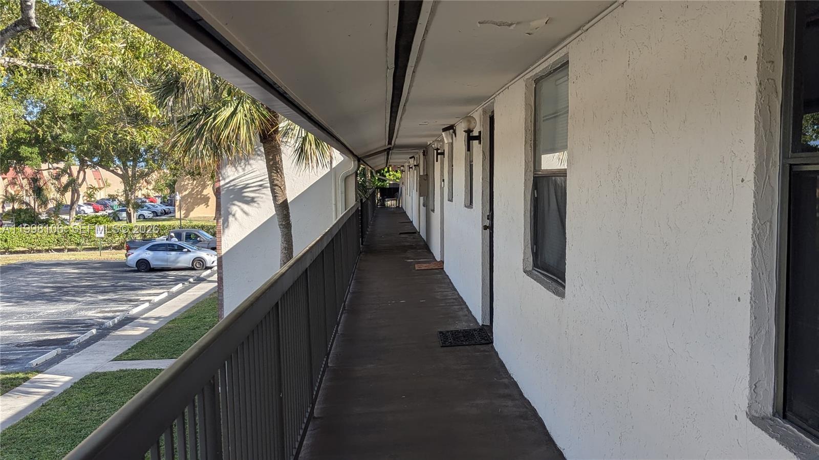 SHAKER WOODS VILLAGE - Residential Lease