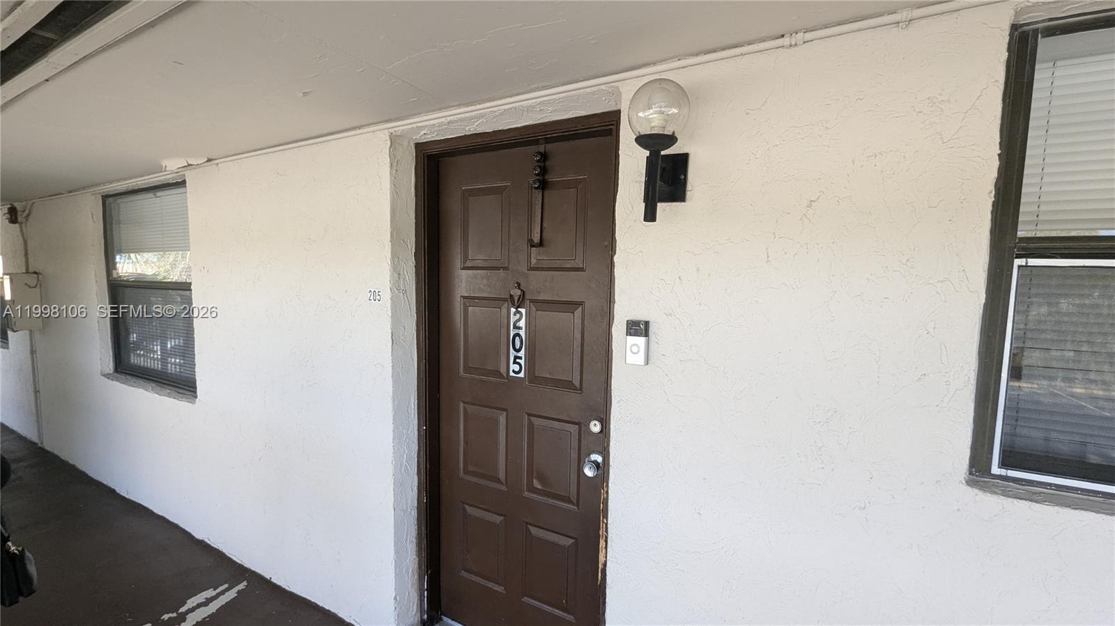 SHAKER WOODS VILLAGE - Residential Lease