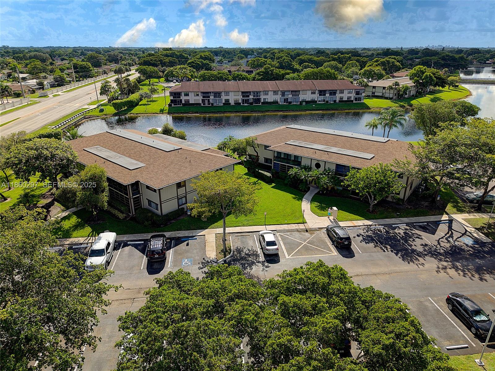 TAMARAC GARDENS CONDOMINI - Residential