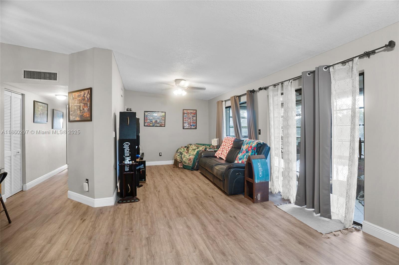 TAMARAC GARDENS CONDOMINI - Residential