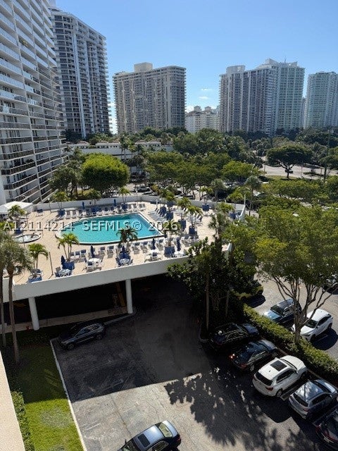 3701 N Country Club Dr 706, Aventura FL 33180