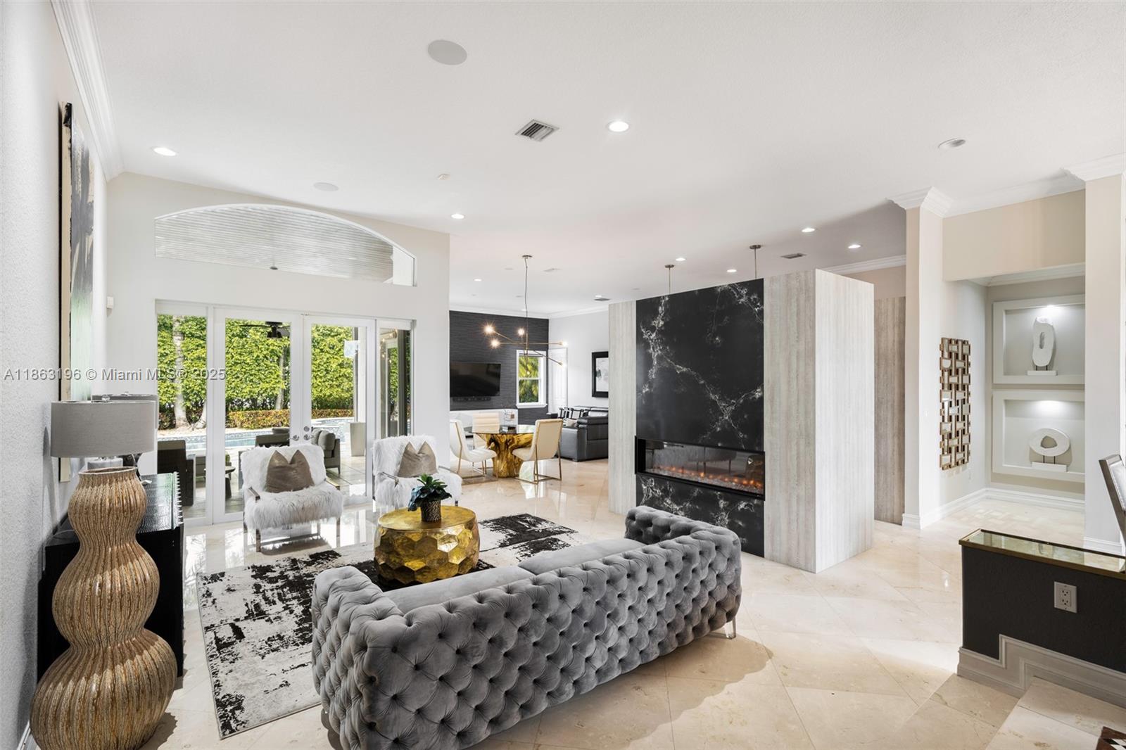 GORDON ESTATES - Residential