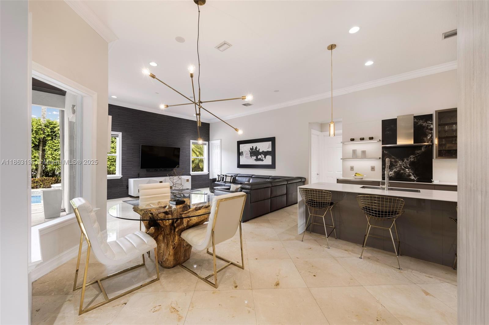 GORDON ESTATES - Residential