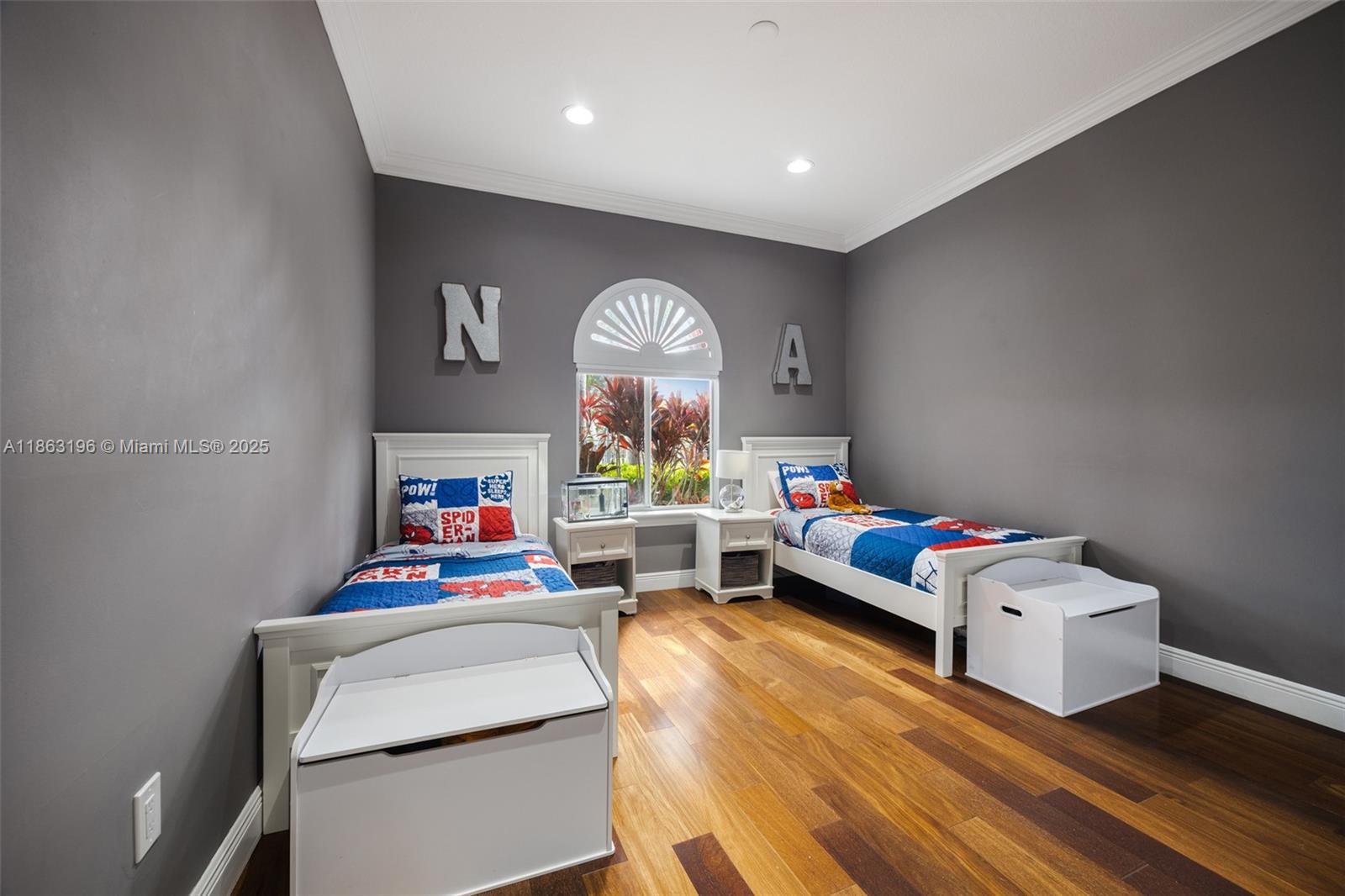 GORDON ESTATES - Residential