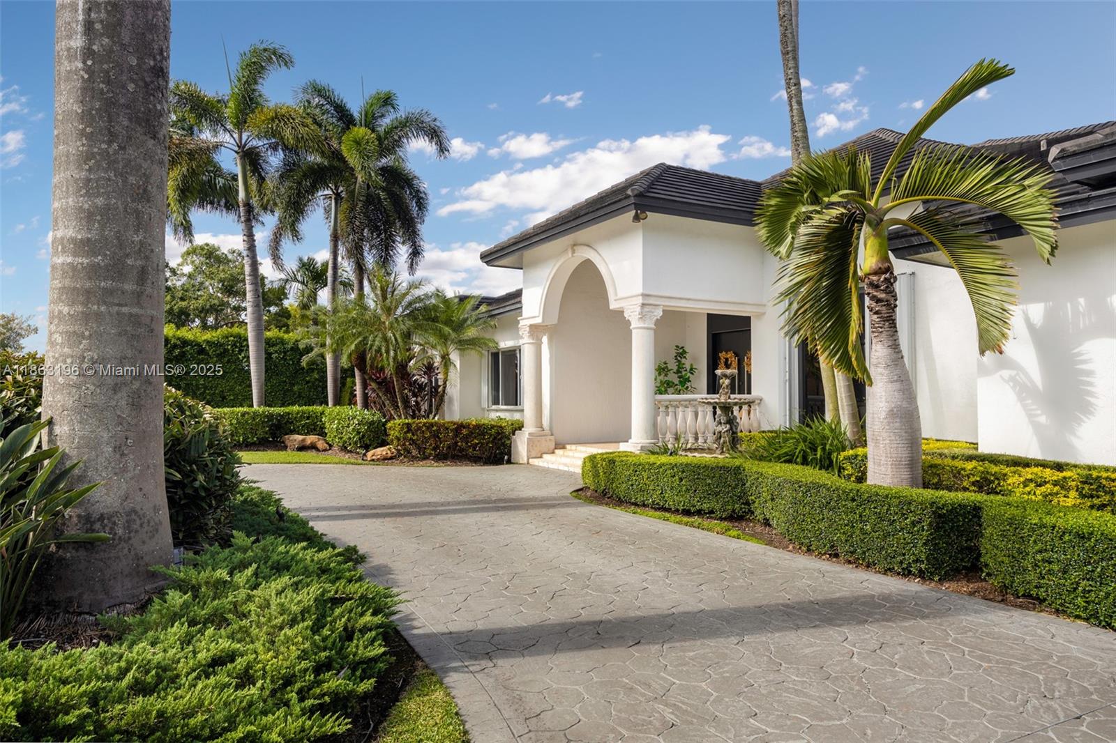 GORDON ESTATES - Residential