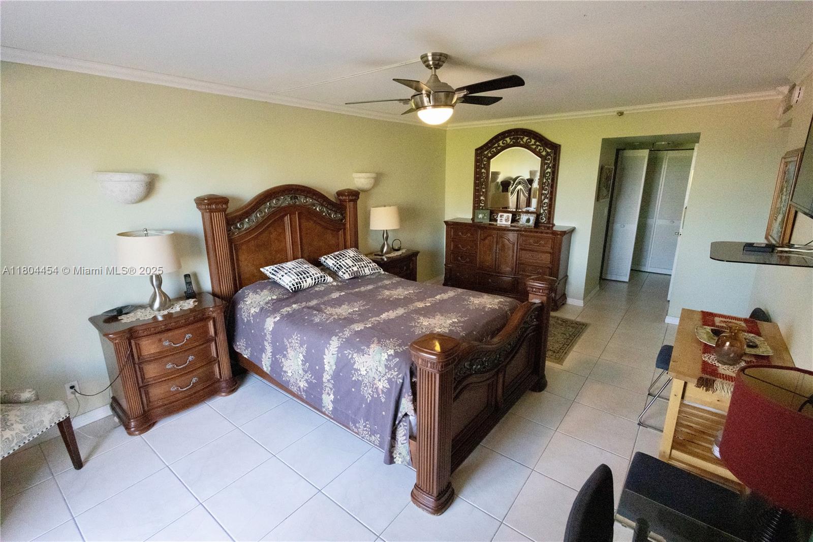 CLUB ATLANTIS CONDO - Residential