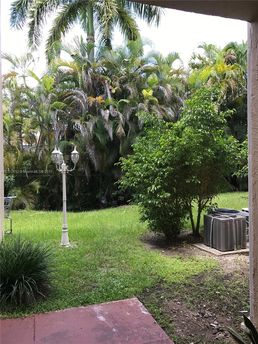 HAMMOCKS TRAILS CONDO - Residential Lease