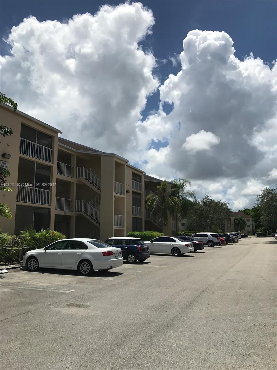 HAMMOCKS TRAILS CONDO - Residential Lease