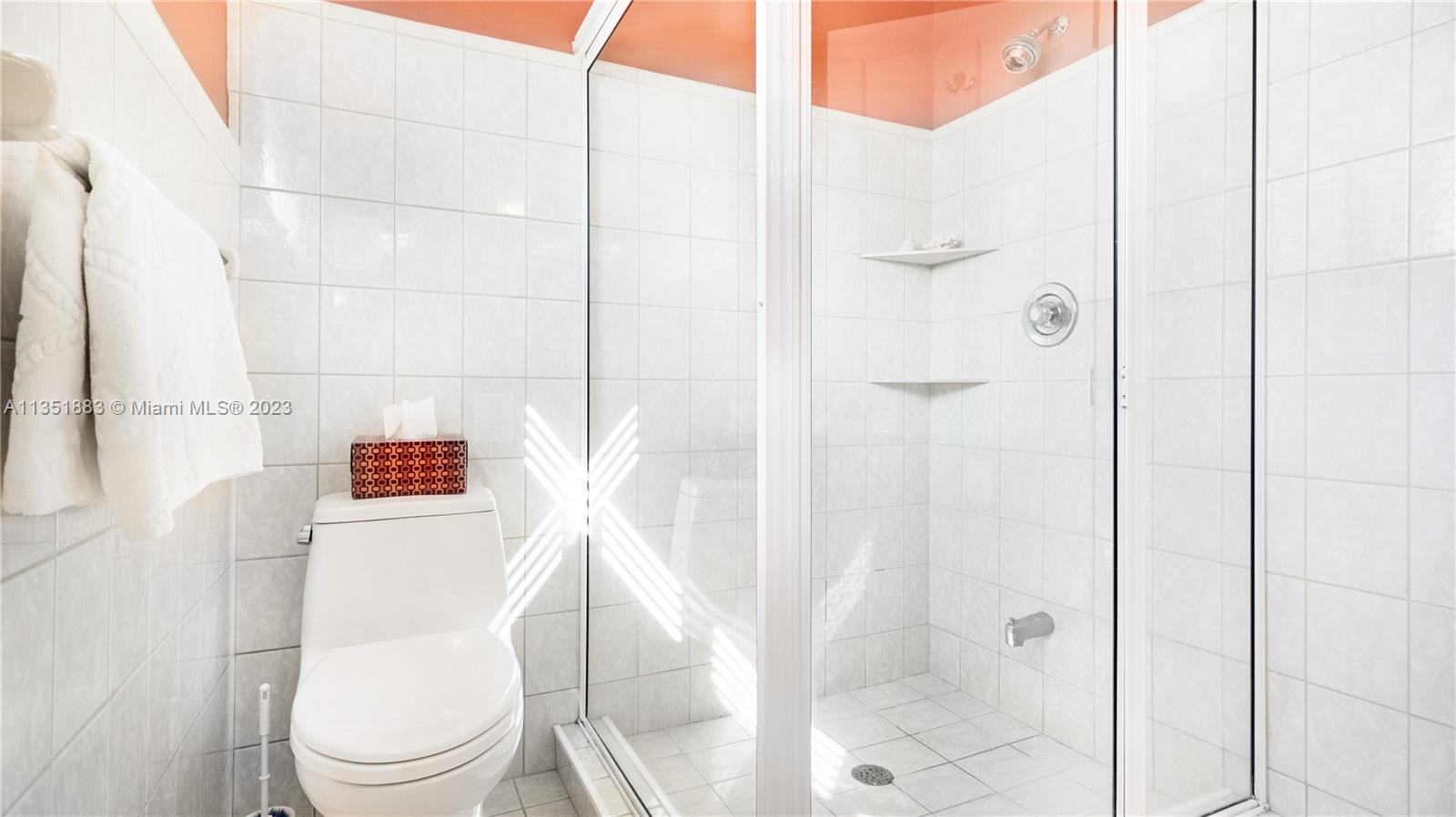 NORMANDY GOLF COURSE - Residential