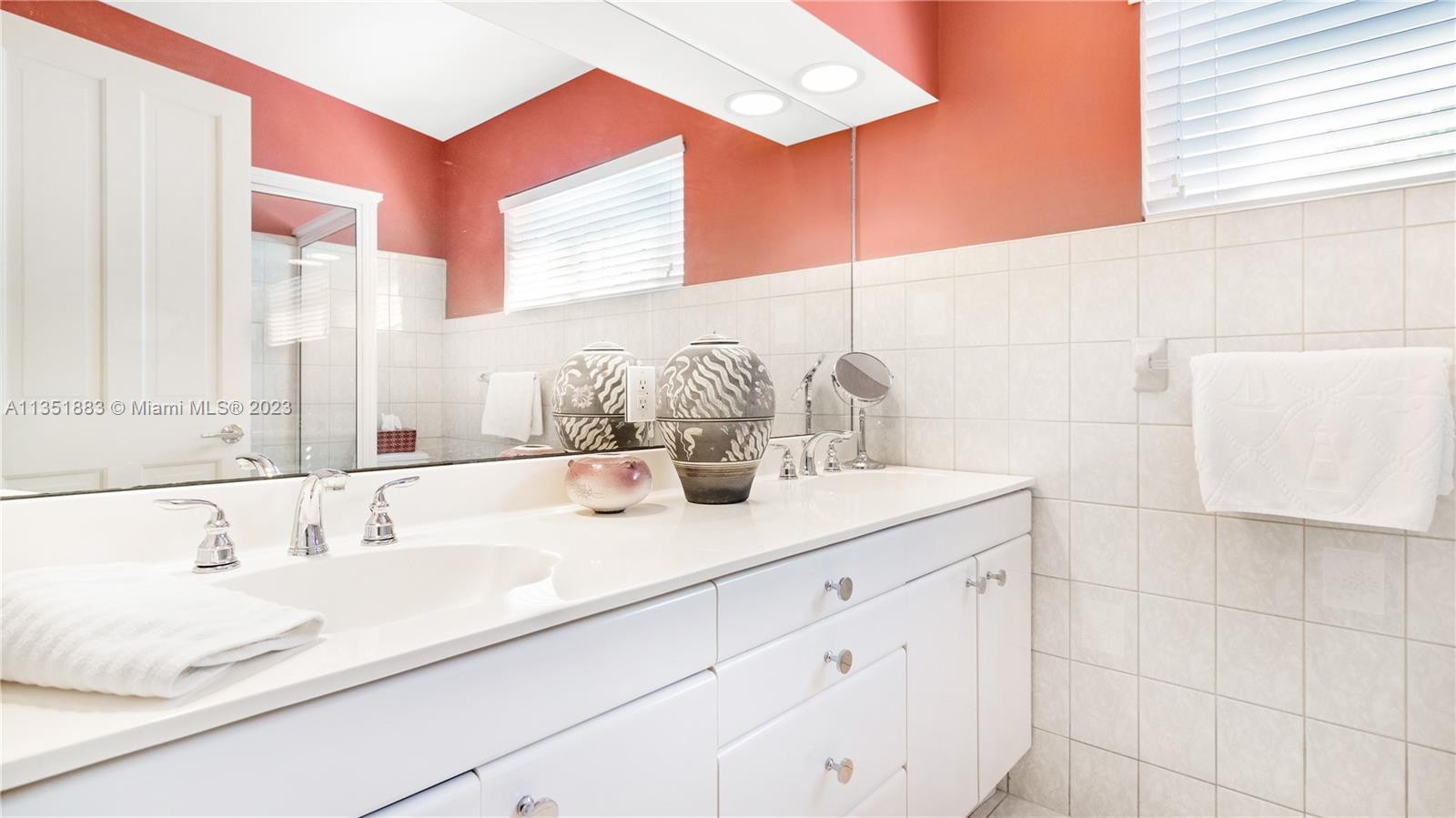 NORMANDY GOLF COURSE - Residential