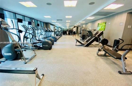 THE PLAZA 851 BRICKELL CO - Residential