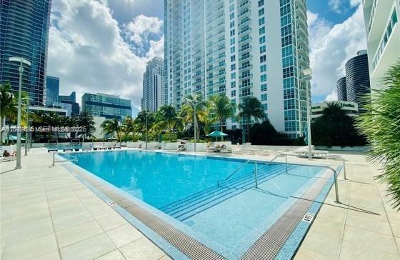 THE PLAZA 851 BRICKELL CO - Residential