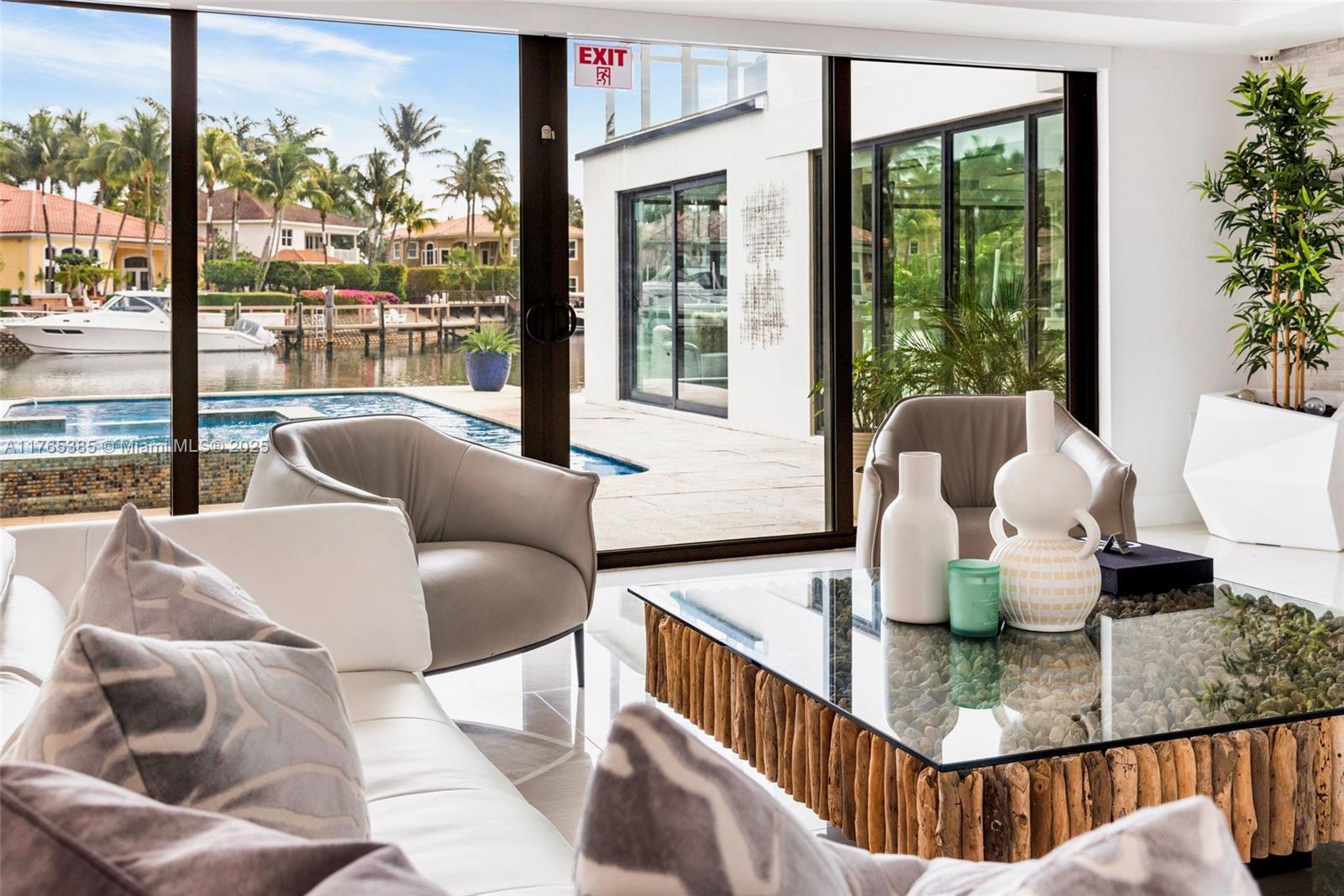 HOLLYWOOD GOLF ESTATES SE - Residential