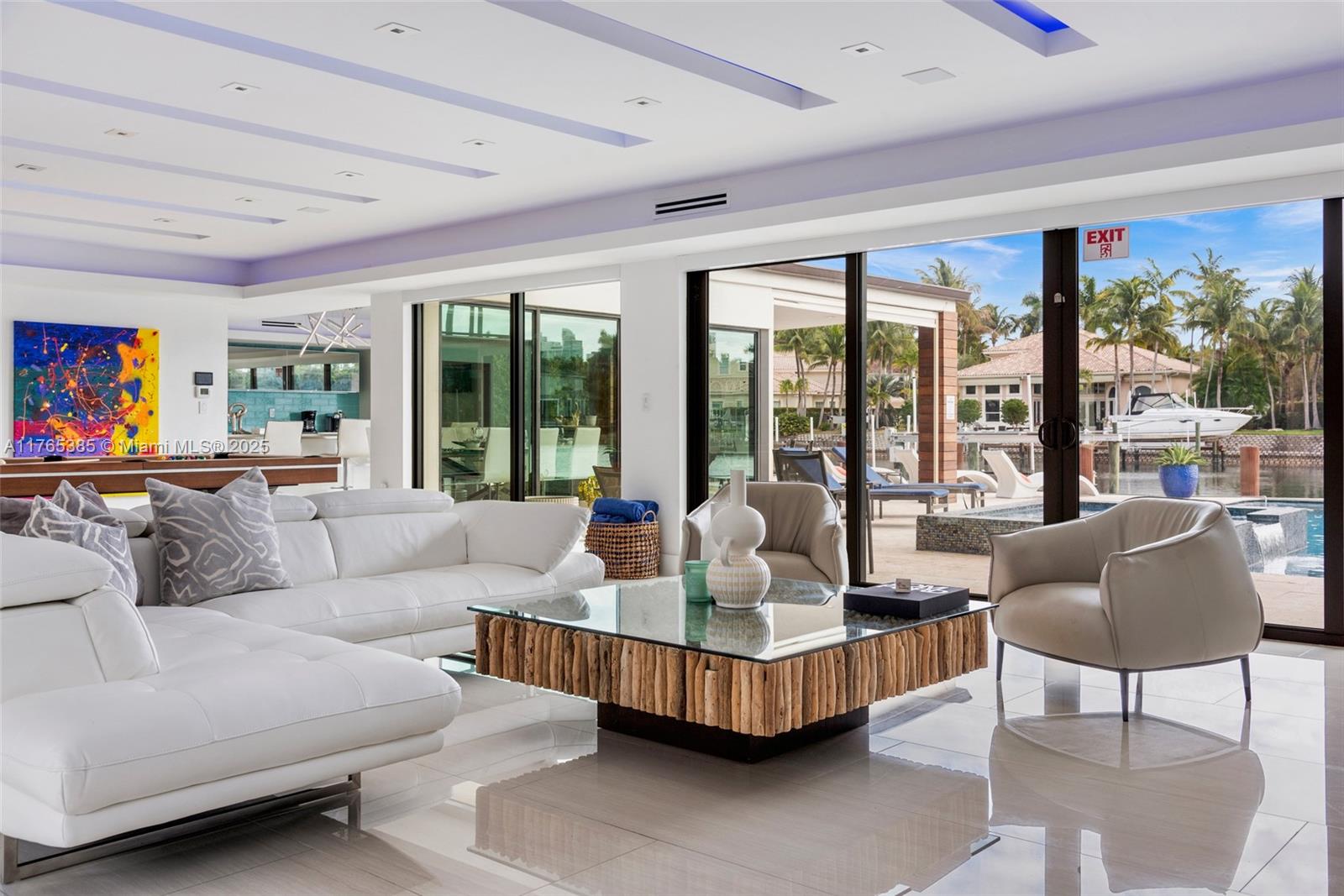 HOLLYWOOD GOLF ESTATES SE - Residential