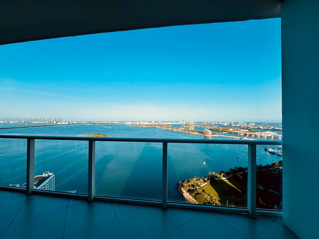 2020 N Bayshore Dr 3706