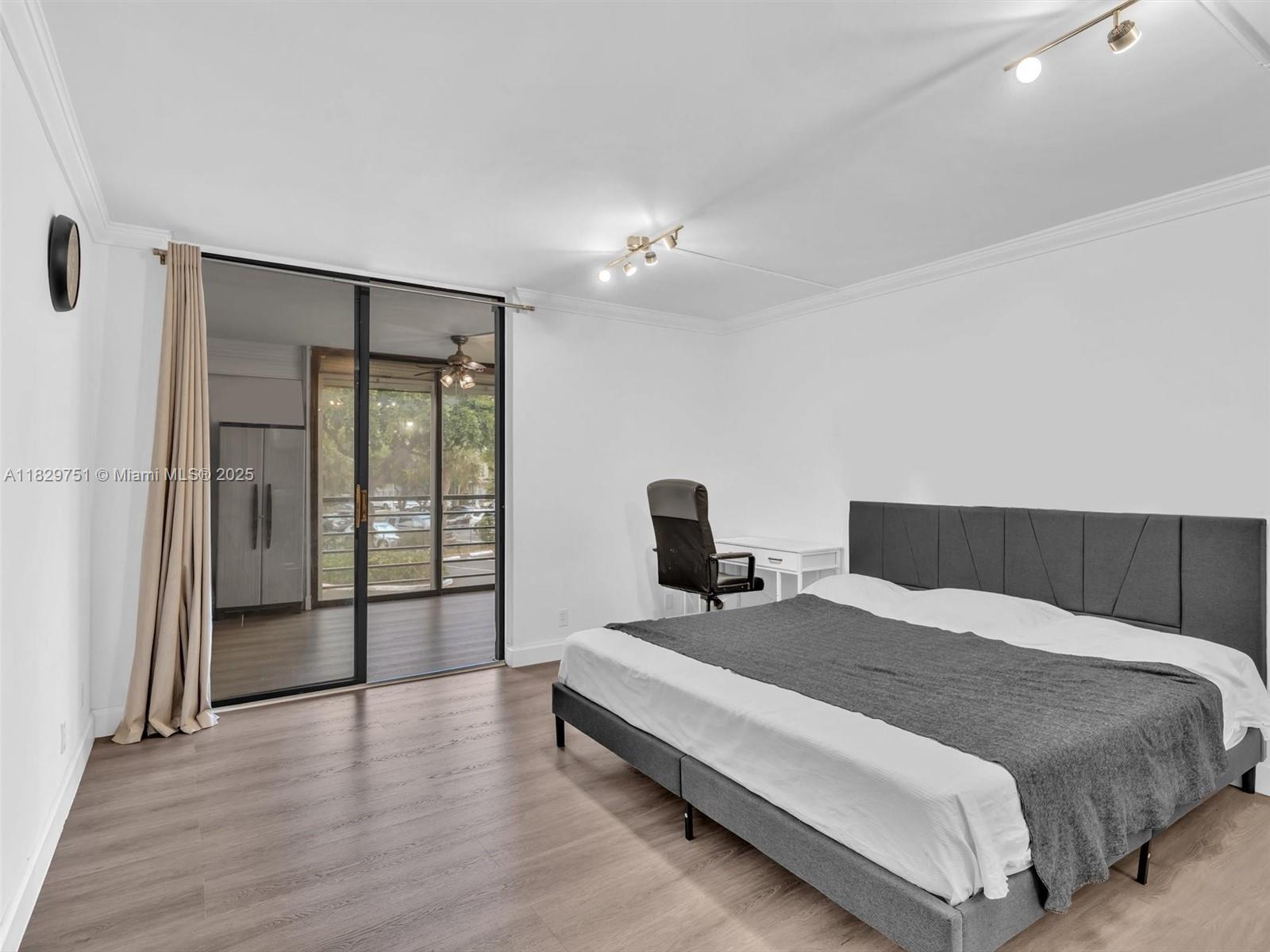 VILLA DORADA CONDO NO 2 - Residential