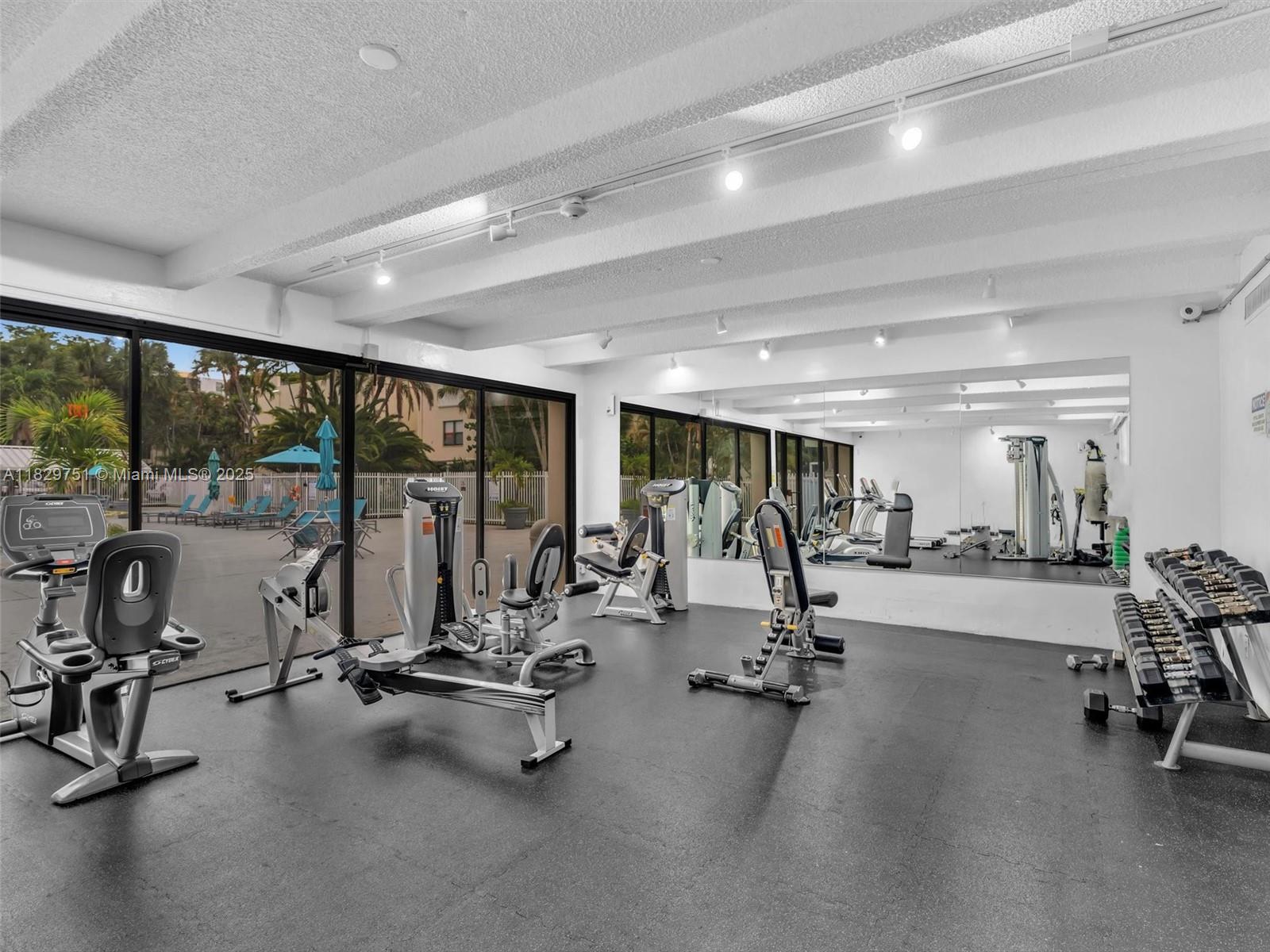 VILLA DORADA CONDO NO 2 - Residential