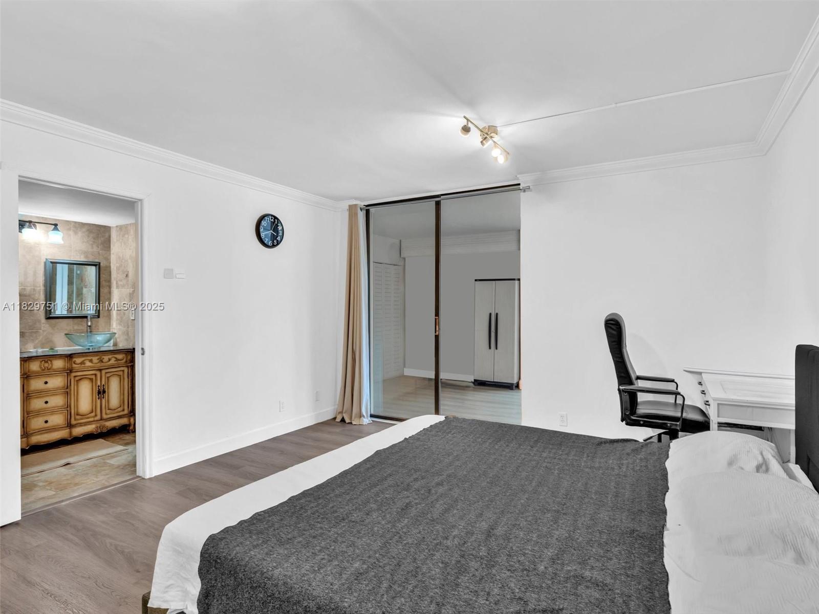 VILLA DORADA CONDO NO 2 - Residential