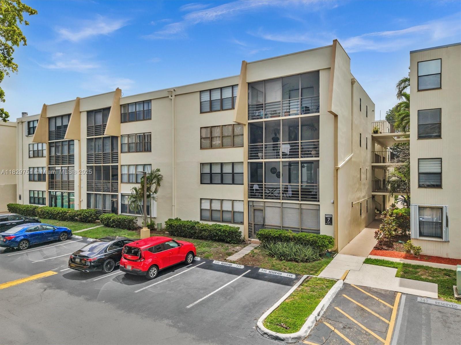 VILLA DORADA CONDO NO 2 - Residential