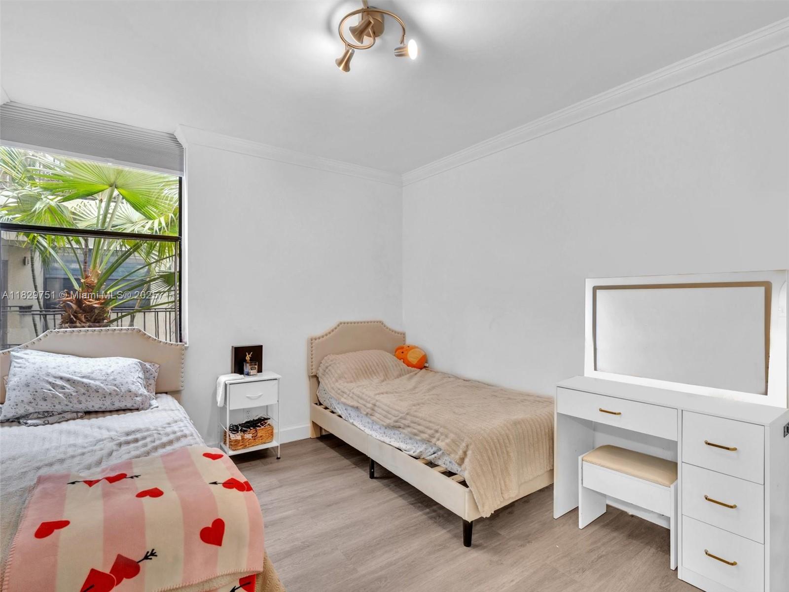 VILLA DORADA CONDO NO 2 - Residential