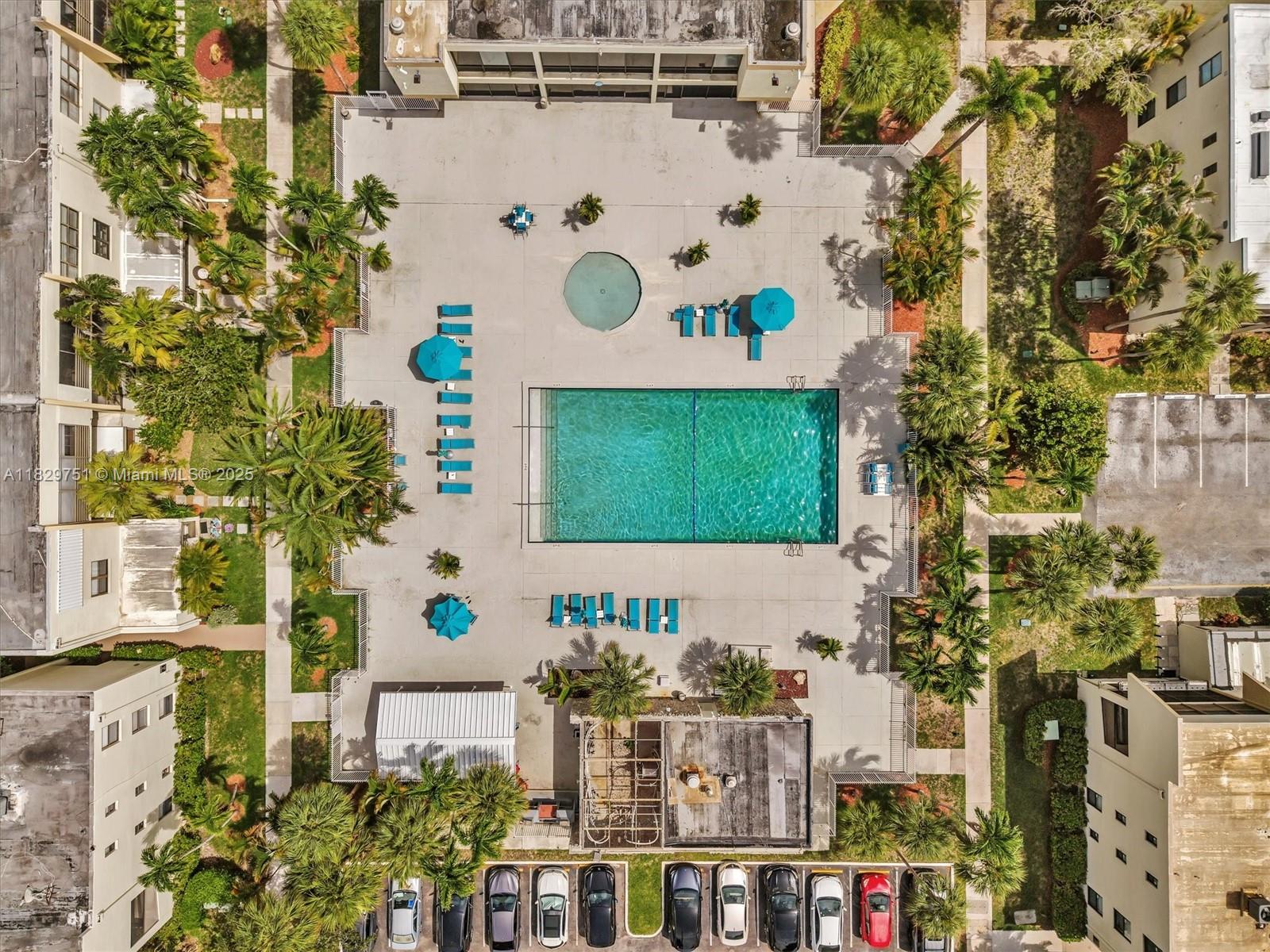 VILLA DORADA CONDO NO 2 - Residential