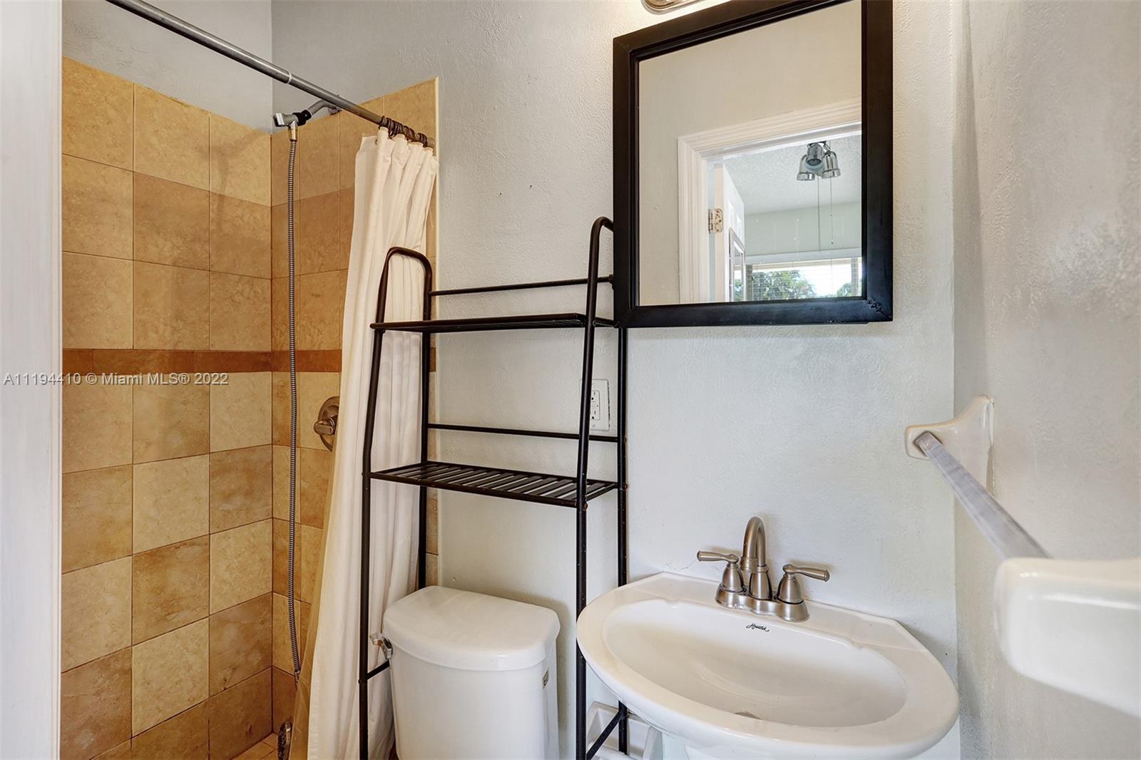 TWIN LAKES RESUB - Residential