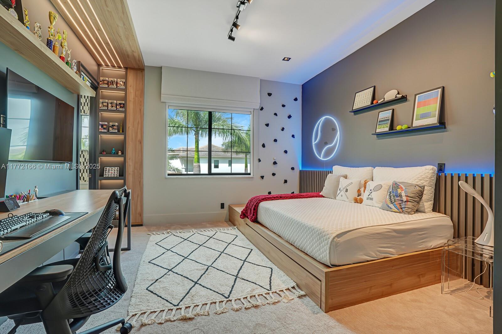 OAKS AT BOCA RATON 8 - Residential