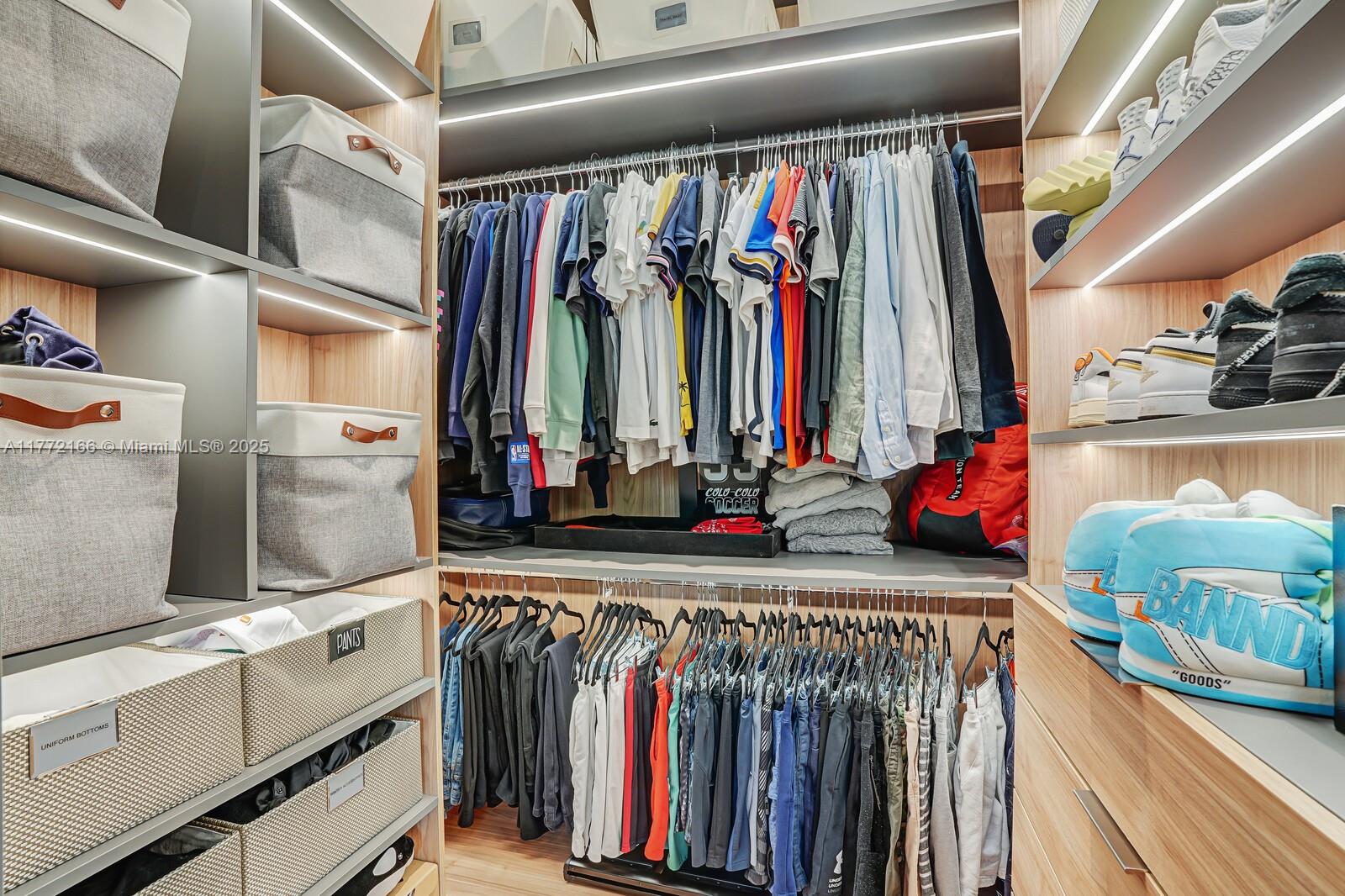 OAKS AT BOCA RATON 8 - Residential