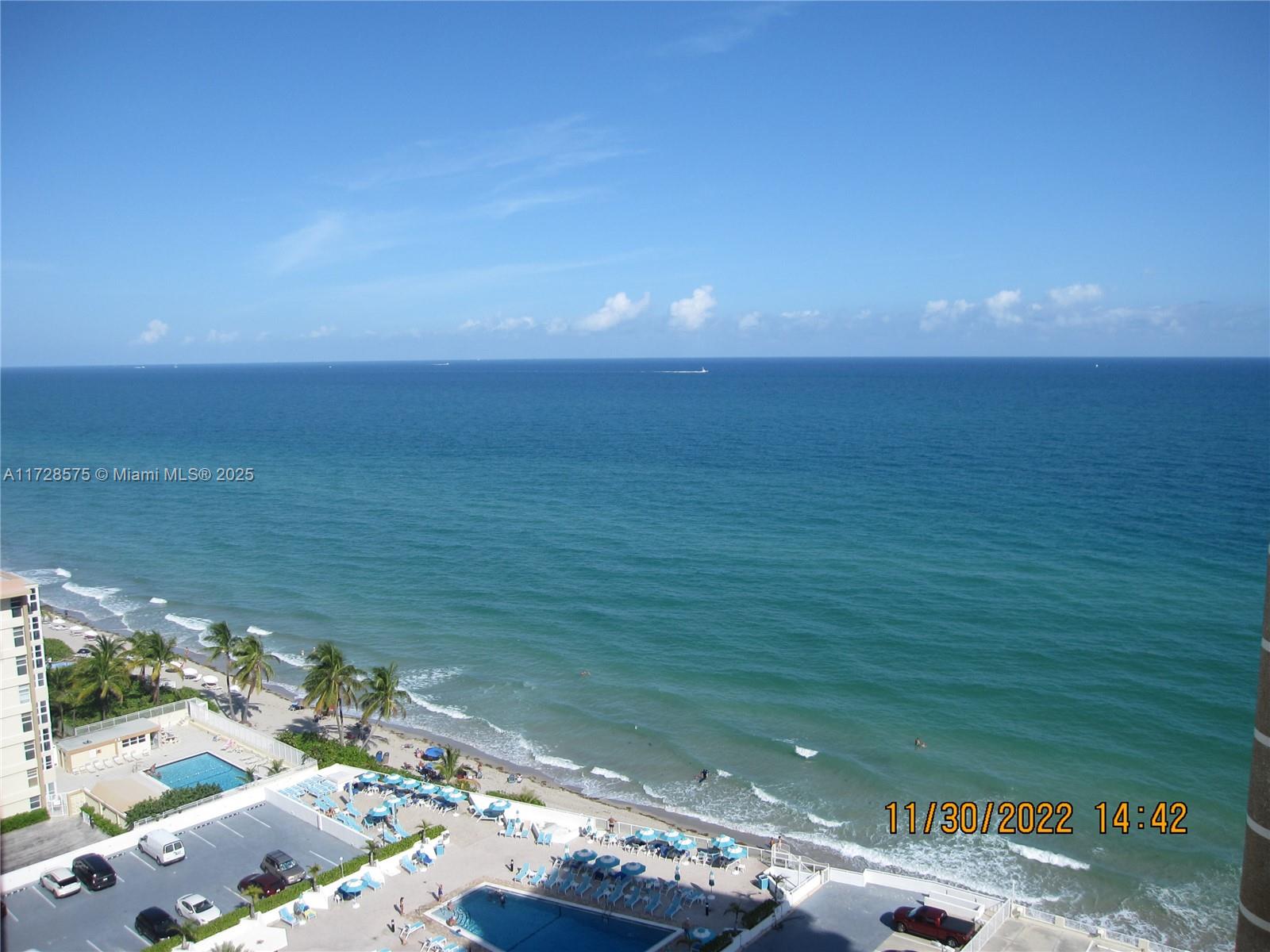 3180 S Ocean Dr Ph1704, Hallandale Beach, Broward County, Florida - 2 Bedrooms  
2 Bathrooms - 