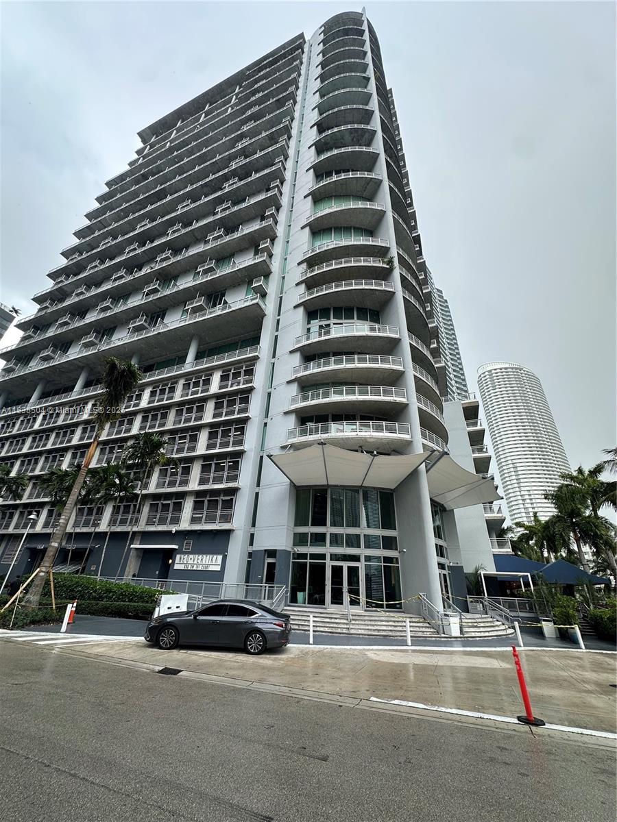 690 SW 1st Ct 1010