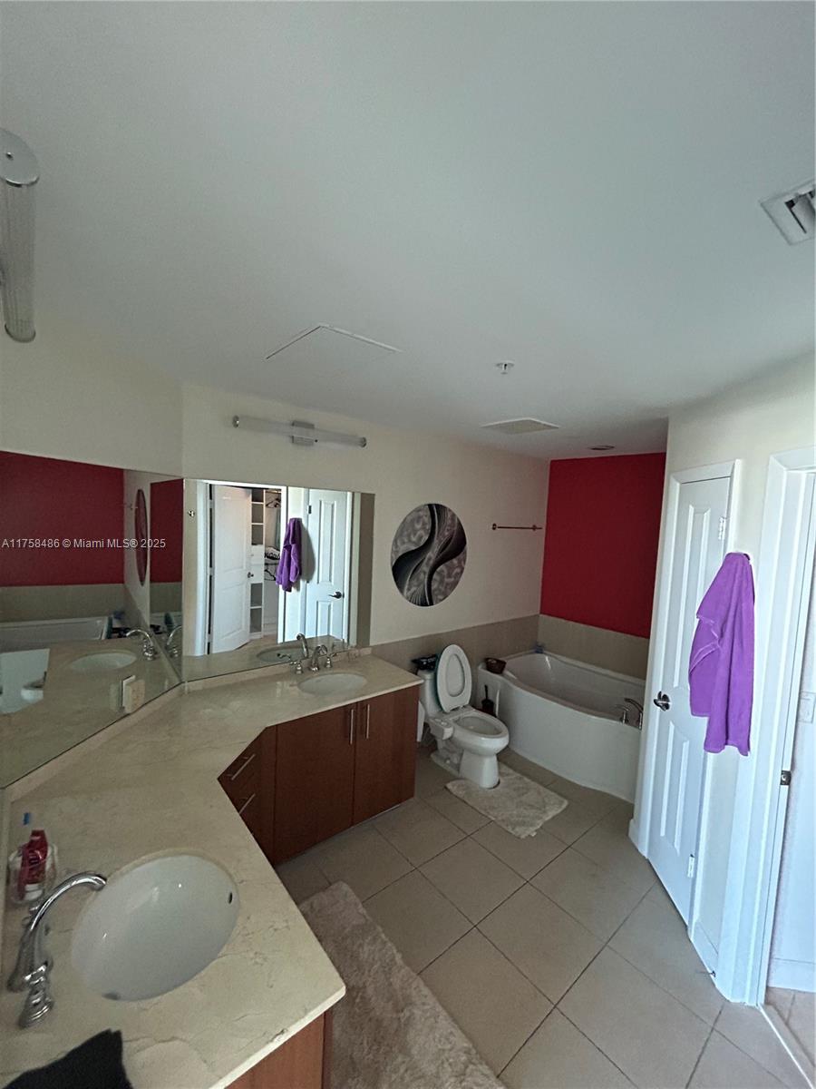 OCEAN MARINE YACHT CLUB C - Residential