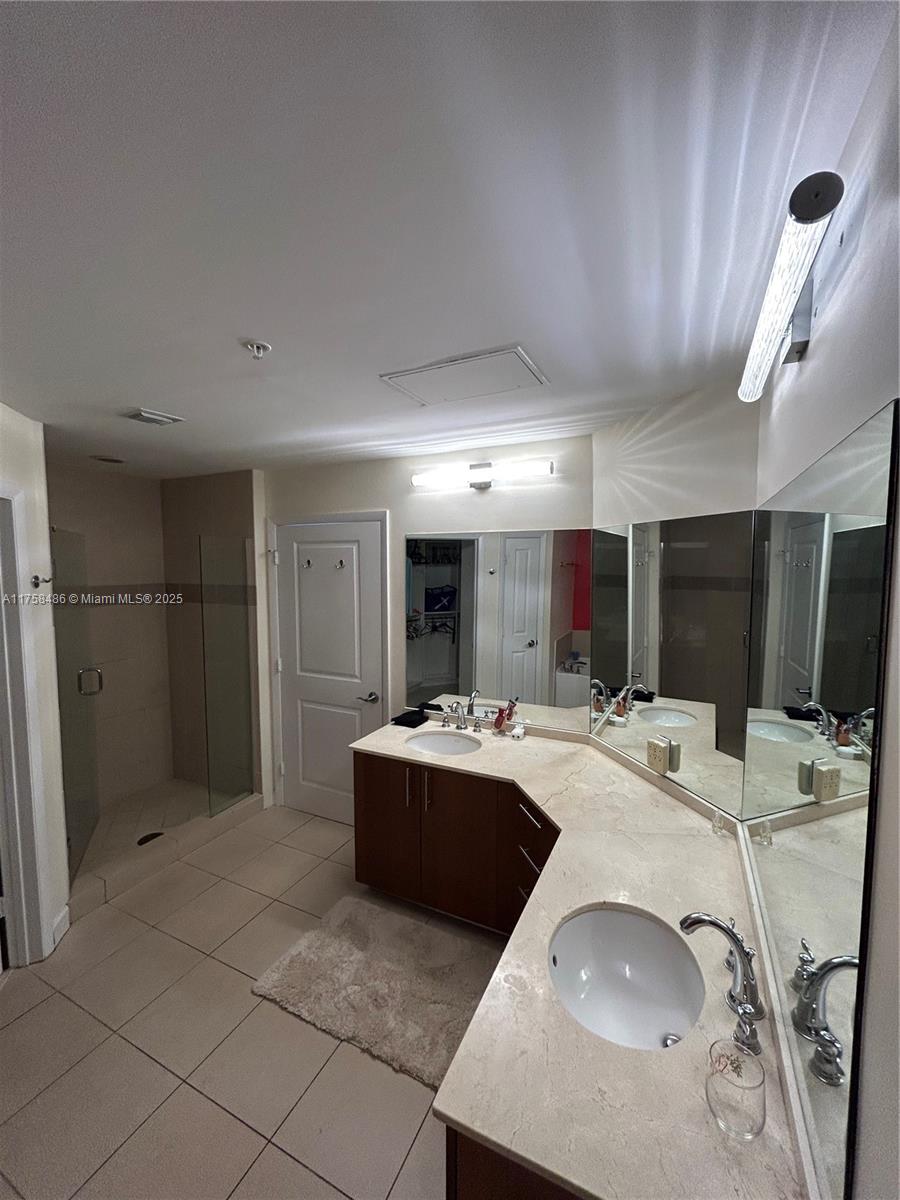 OCEAN MARINE YACHT CLUB C - Residential