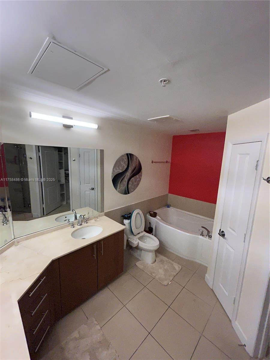 OCEAN MARINE YACHT CLUB C - Residential