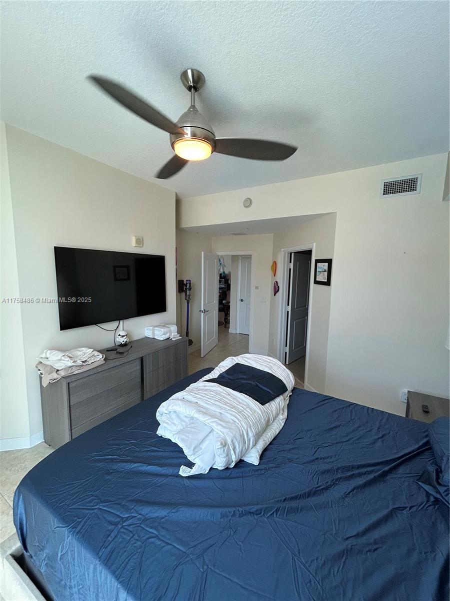 OCEAN MARINE YACHT CLUB C - Residential