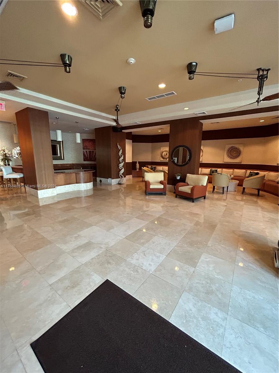 OCEAN MARINE YACHT CLUB C - Residential