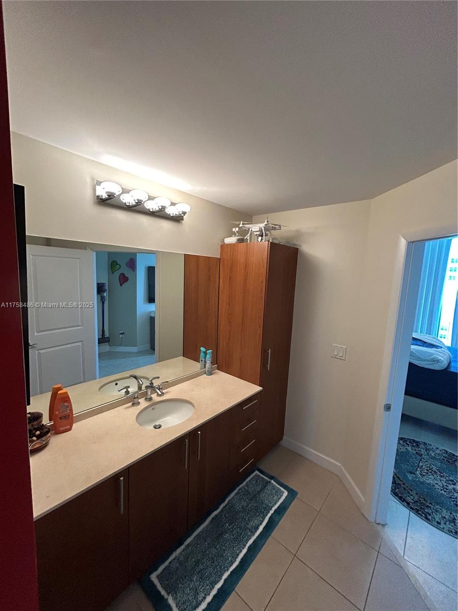 OCEAN MARINE YACHT CLUB C - Residential