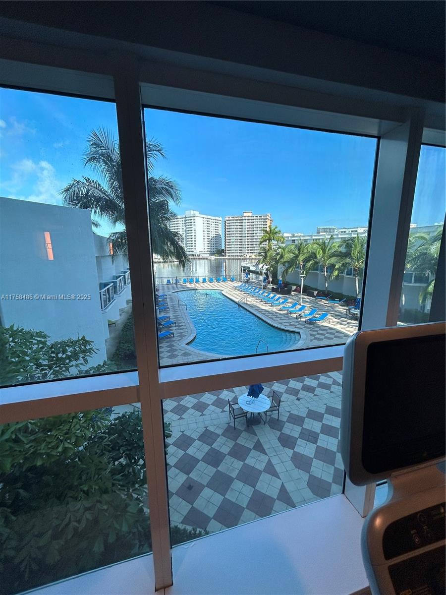 OCEAN MARINE YACHT CLUB C - Residential