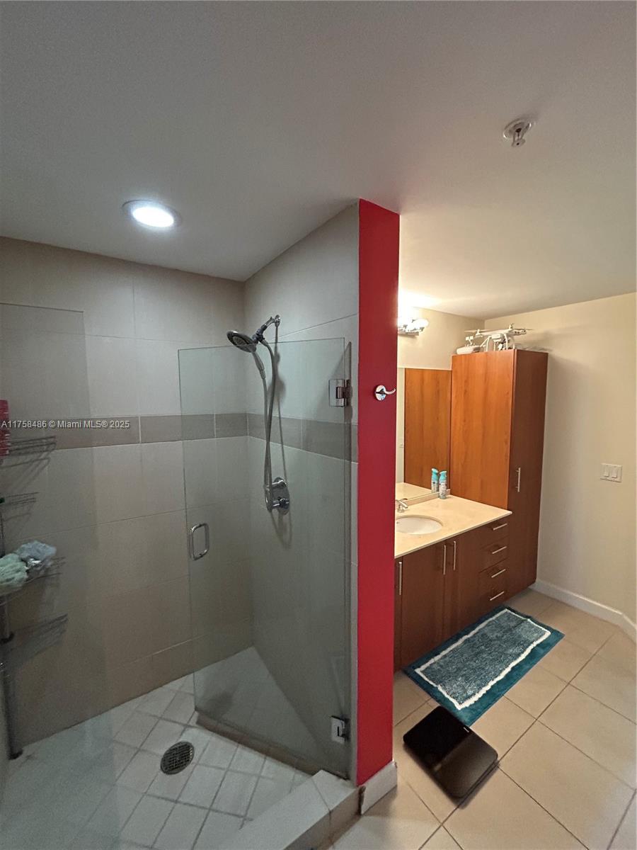 OCEAN MARINE YACHT CLUB C - Residential