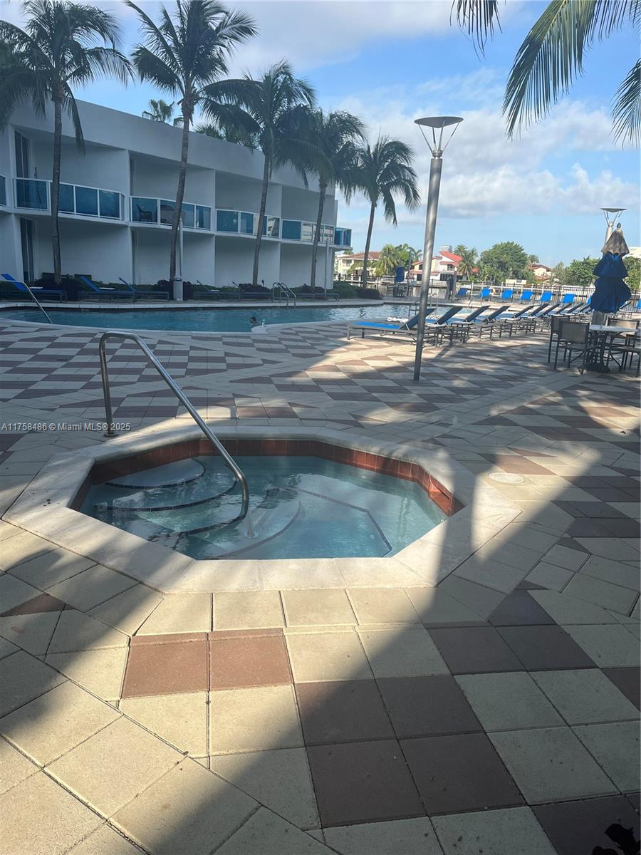 OCEAN MARINE YACHT CLUB C - Residential