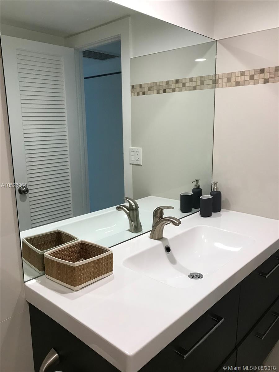 Oceanview Building Condo - Residential Lease