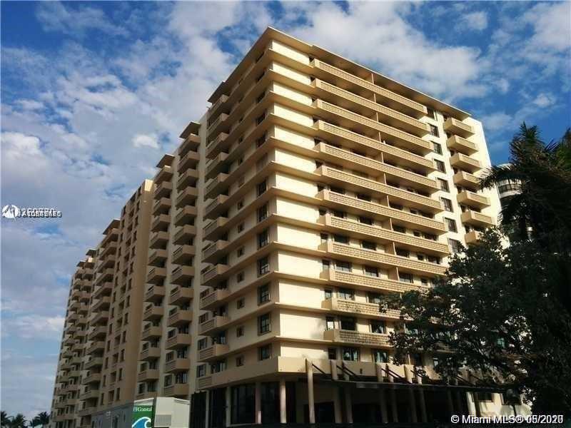 THE PLAZA OF BAL HARBOUR - Residential Lease