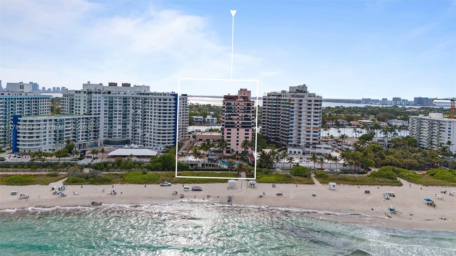 THE ALEXANDER CONDO - Residential