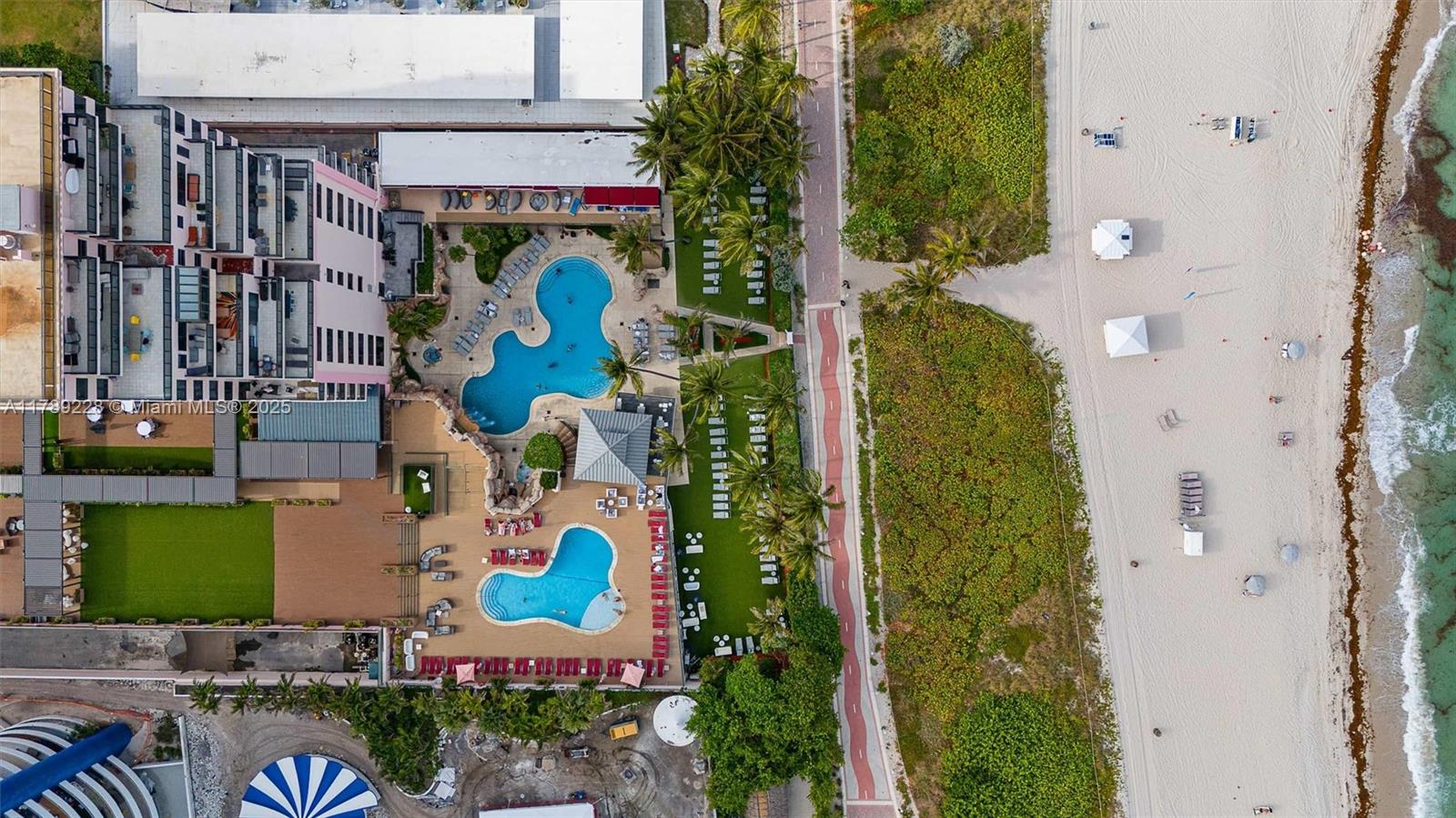 THE ALEXANDER CONDO - Residential