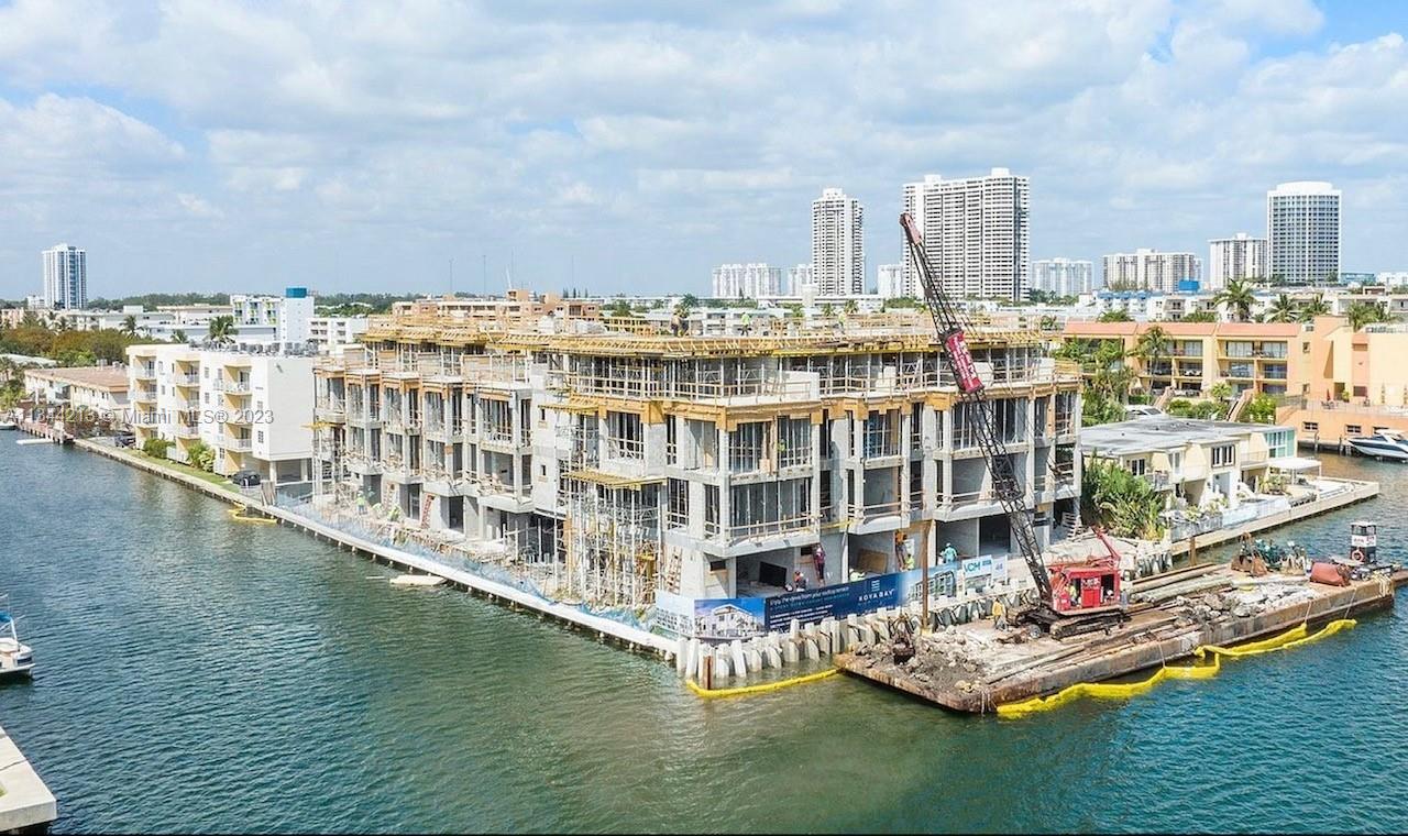 EASTERN SHORES - Residential